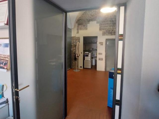 Ufficio in vendita a San Francesco, Pisa