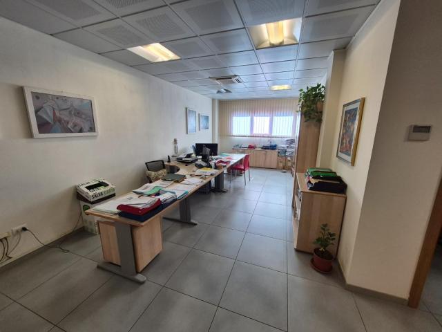 Ufficio in vendita a Ospedaletto, Pisa