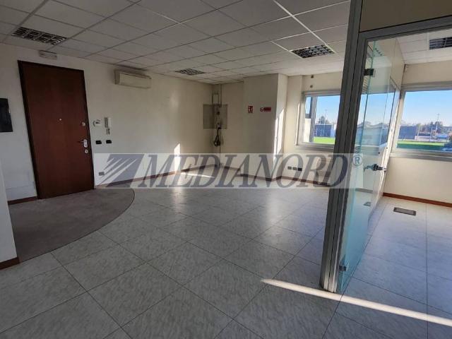 Ufficio in vendita a Ranica, Lombardia