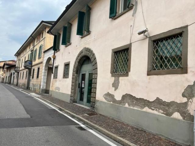 Ufficio in vendita a Martinengo, Lombardia