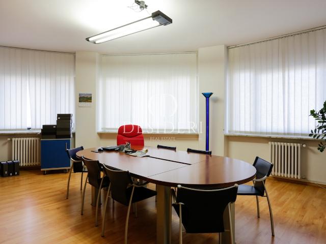 Ufficio in vendita a Centro, Monte Argentario