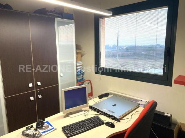 Ufficio in vendita a Vicenza, Veneto