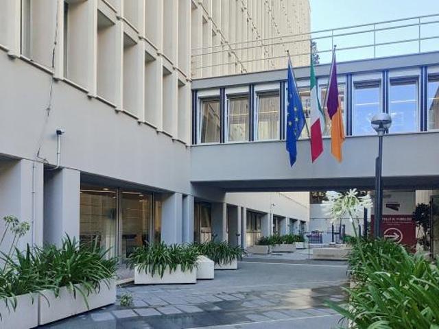 Ufficio in affitto a Municipio Roma VIII, Roma Capitale