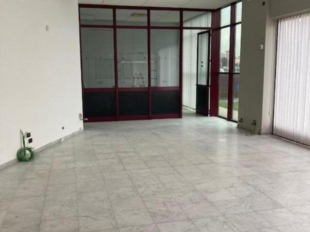 Ufficio in affitto a San Martino Ulmiano, San Giuliano Terme