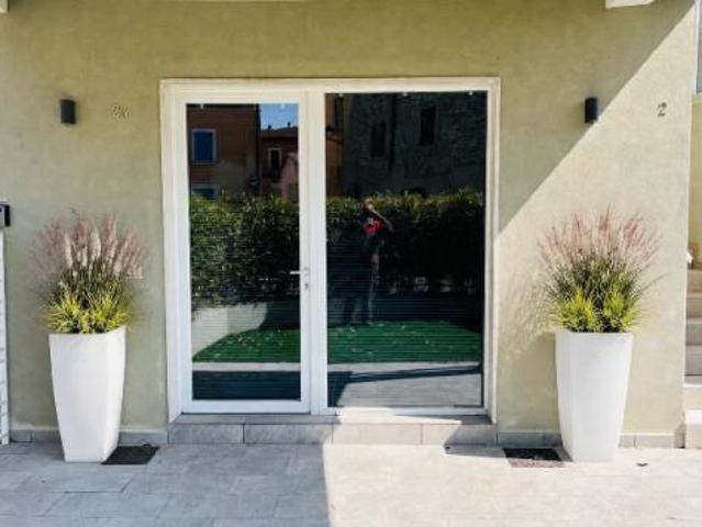 Ufficio in affitto a San Felice del Benaco, Brescia