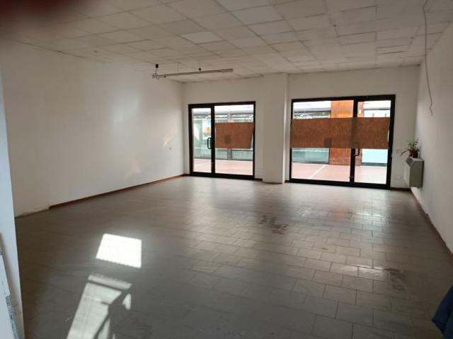Ufficio in affitto a Re, Reggio Emilia