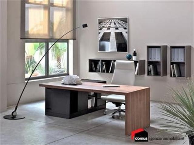 Ufficio in affitto a Centro, Thiene
