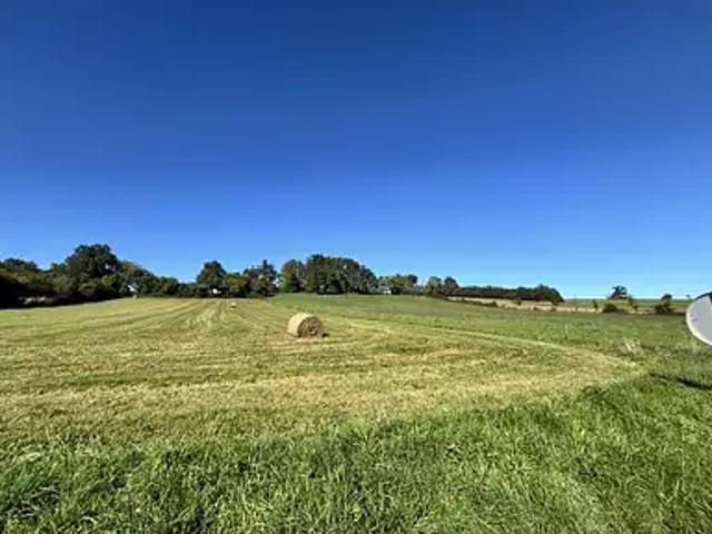 Terrain vente à Bagnères-de-Bigorre, Uglas