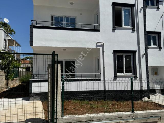 Sariçam, Yeşiltepe Mahallesi içerisinde satılık Villa