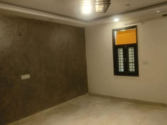 Flat for rent in Deri