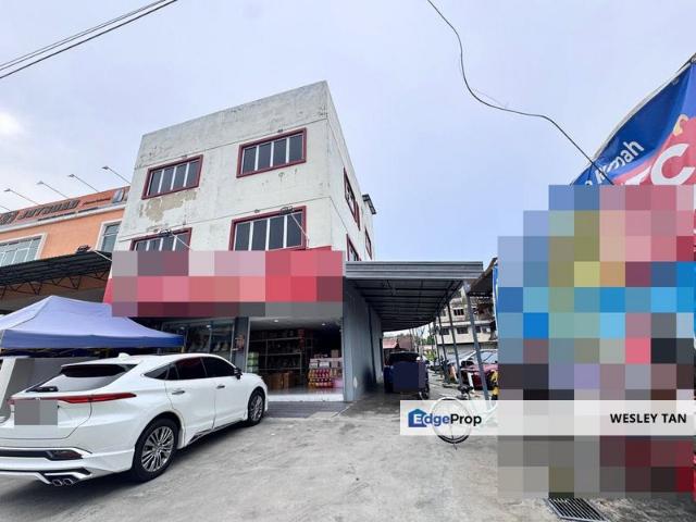 Shop for sale in Ujong Pasir, Malaka