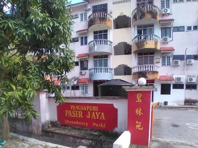 Apartment for sale in Malaka