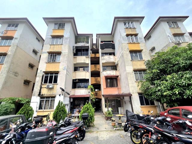 Apartment for sale in Langat, Selangor