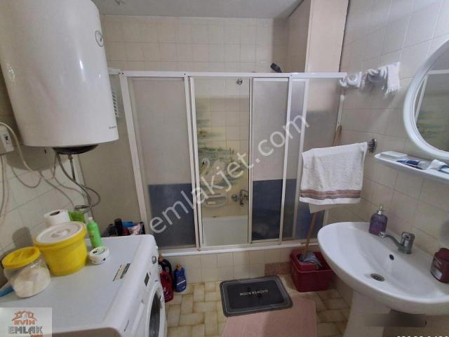Karabağlar, İzmir içerisinde kiralık mülk