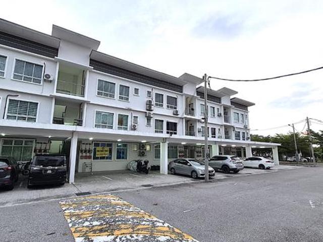 Townhouse for rent in Kajang, Langat
