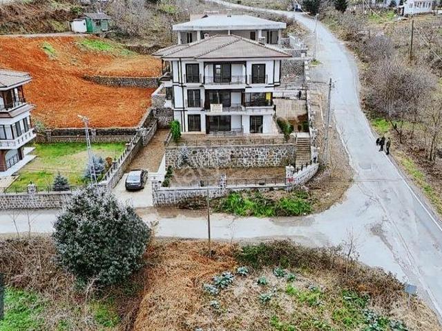 Trabzon, Ortahisar içerisinde satılık Villa