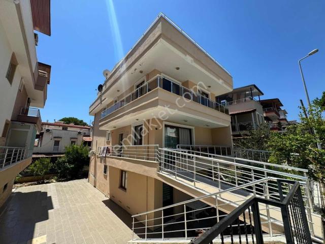 Menderes, İzmir içerisinde satılık Villa