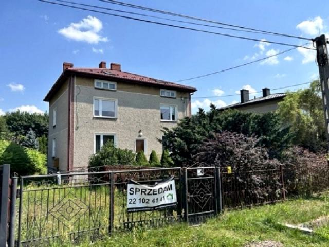 Dom na sprzedaż w Suchedniów, Świętokrzyskie