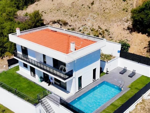 Ula, Muğla içerisinde satılık Villa