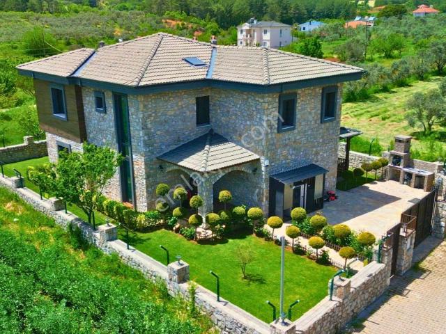 Ula, Muğla içerisinde satılık Villa