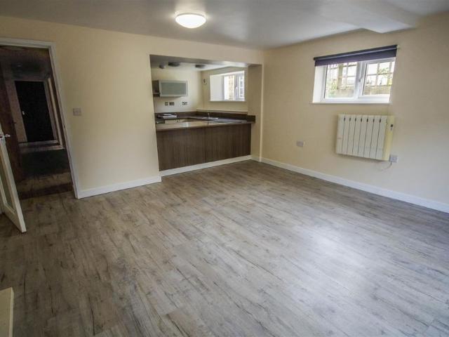 Apartment for rent in Woodmancote, Stroud