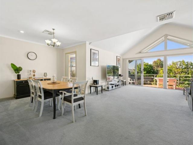 Townhouse for rent in Korora, New South Wales