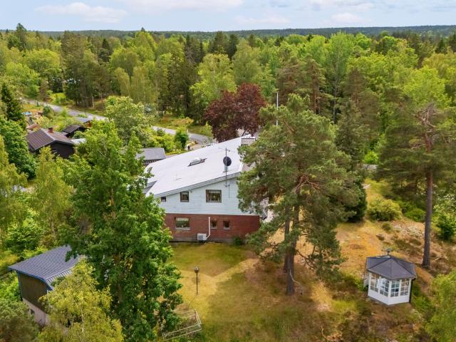Villa till salu i Tyresö