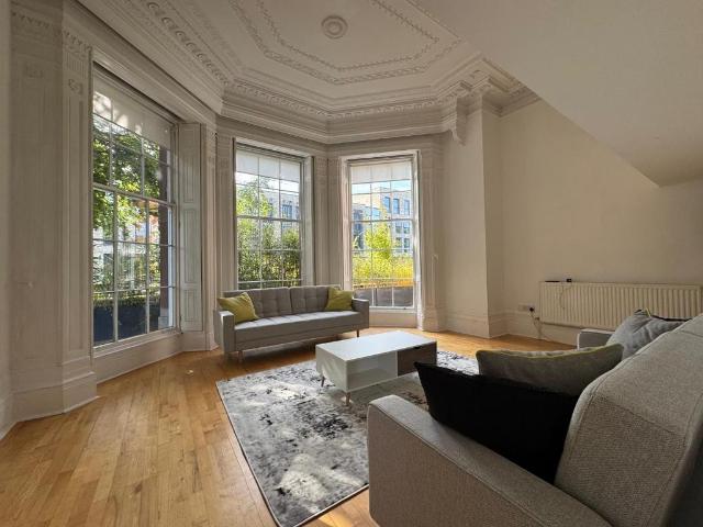 Apartment for rent in Calderstones