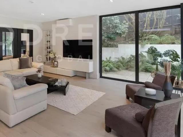 House for rent in Kingston Vale, Greater London