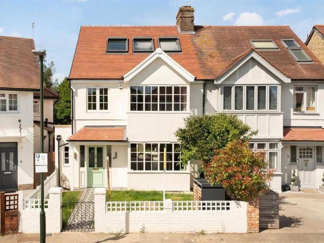 Apartment for rent in Greater London