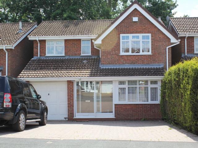 House for rent in New Invention, West Midlands
