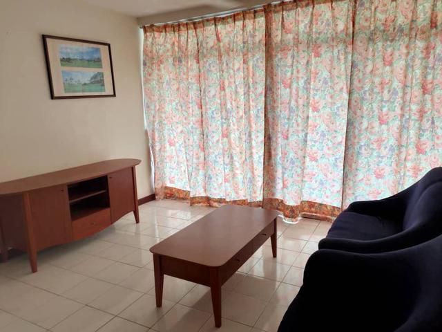 Condominium for sale in Malaka