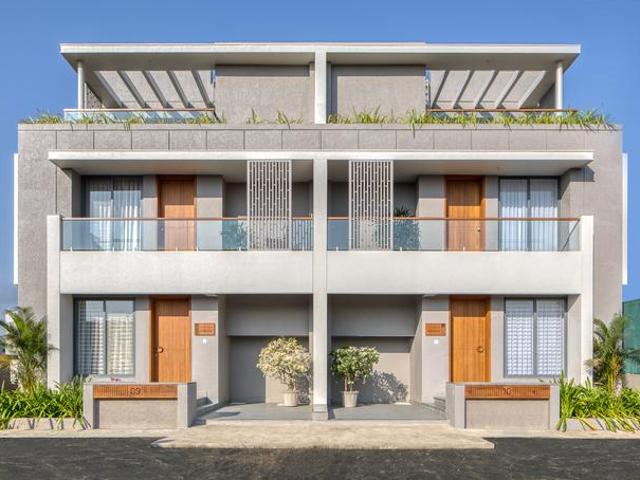 Villa for sale in Gujarat