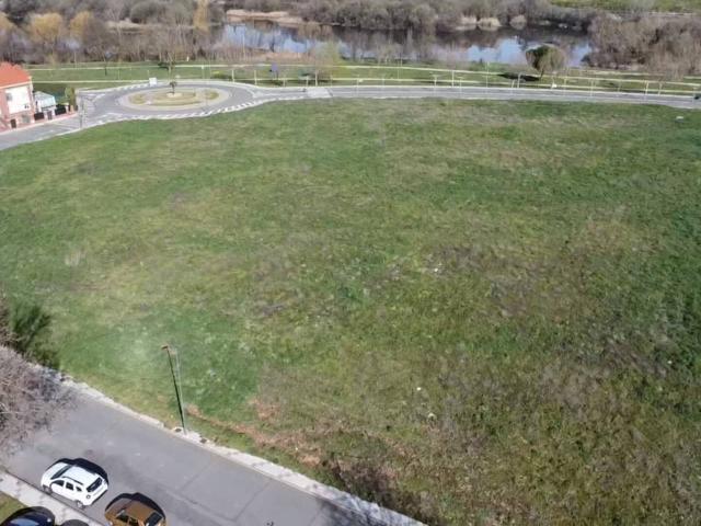 Terreno en venta en Santa Marta De Tormes, Castilla y León