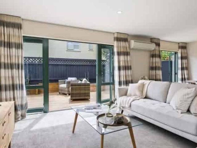 House for rent in Saint Albans, Linwood-Central-Heathcote Community