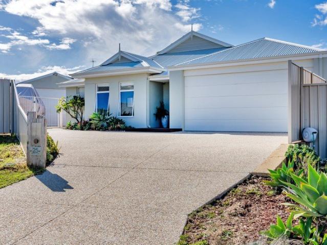 House for sale in Parklands, Western Australia