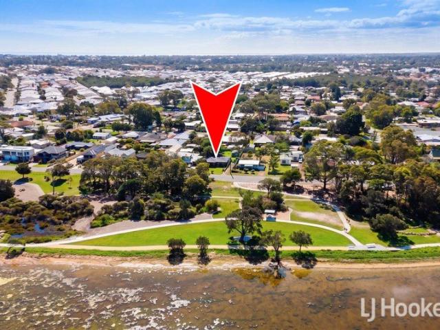 Apartment for sale in Parklands, Western Australia