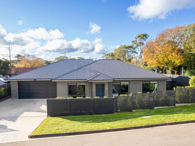 House for sale in Mount Barker, South Australia