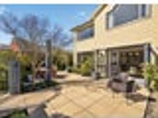 House for sale in Chaslands, Canterbury