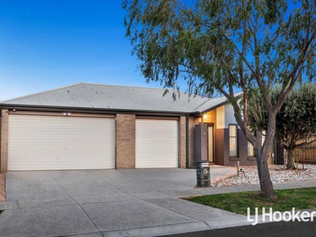 House for sale in Lincoln Heath, Melbourne