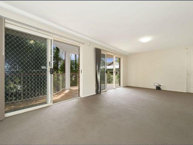 Apartment for rent in Toombul, Queensland