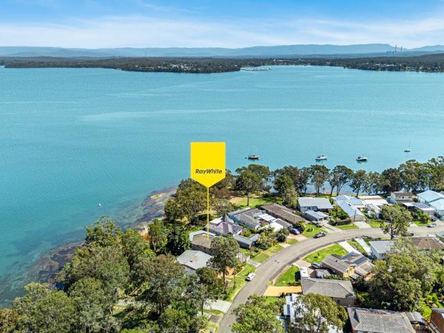House for sale in Summerland Point, Central Coast Council