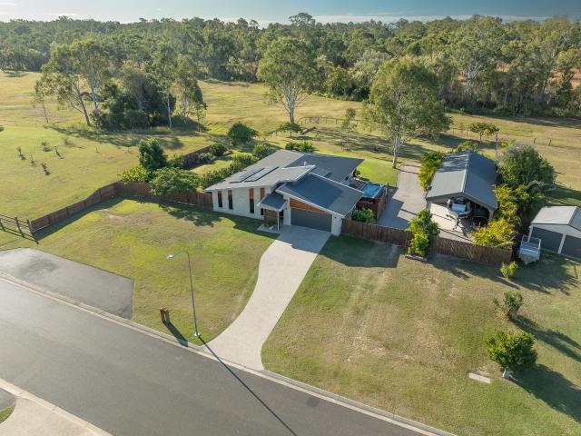 Cottage for sale in Benaraby, Queensland