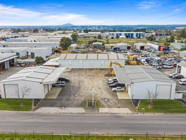 Warehouse for sale in Ballarat, Victoria