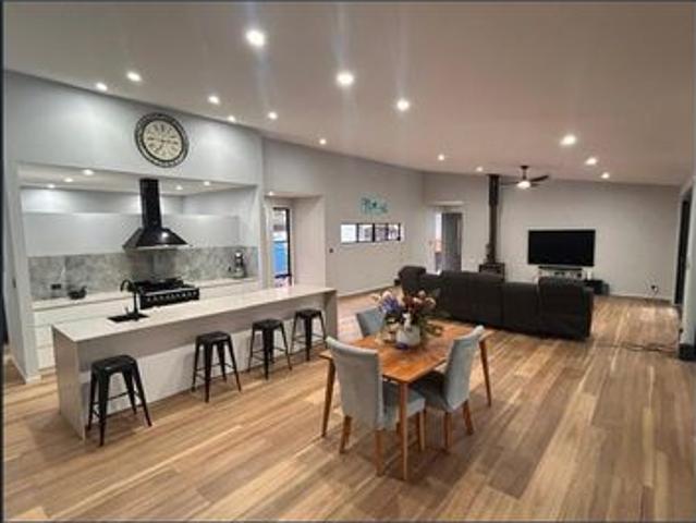 House for rent in Cooroibah, Noosa Shire