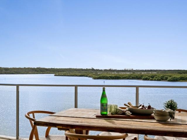 Apartment for sale in Kings Creek, Queensland