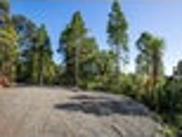 Land for sale in Oratia, Oroua County