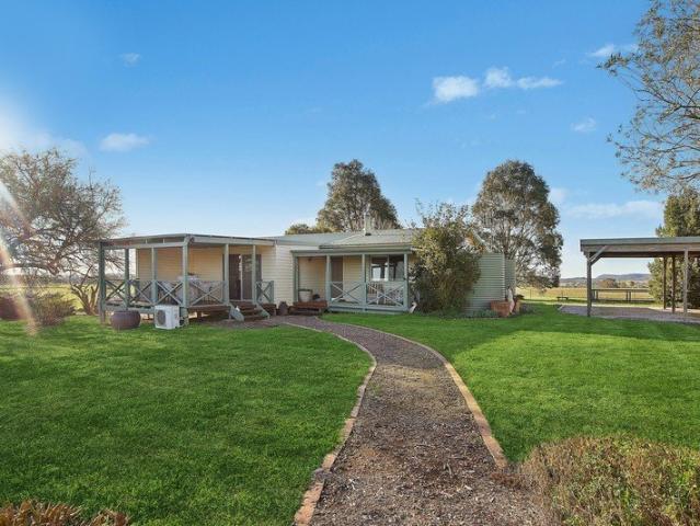 Cottage for sale in Cooyal, New South Wales
