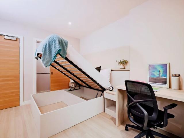 Studio for rent in Lorne, Leith