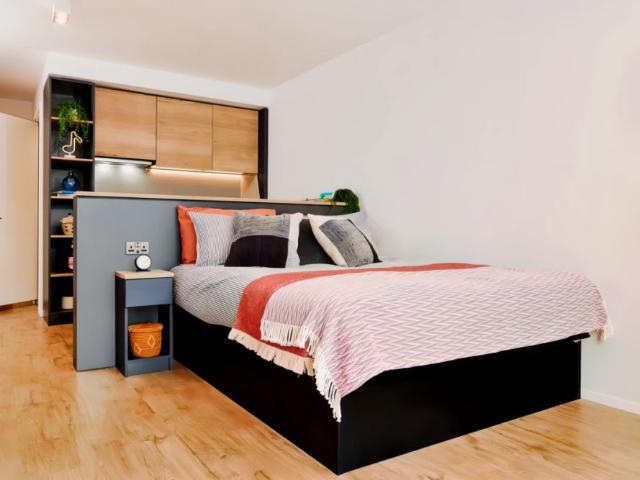 Studio for rent in Woodhouse, West Yorkshire